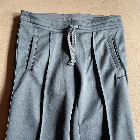 Nike Track Suit - Charcoal Gray and Magenta - Picture 7 of 12